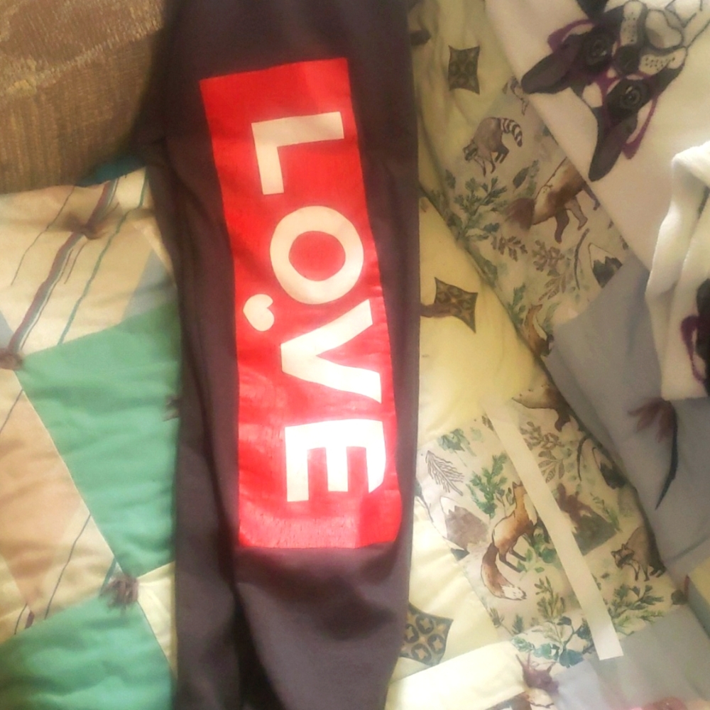 Love sweatpants sz lg